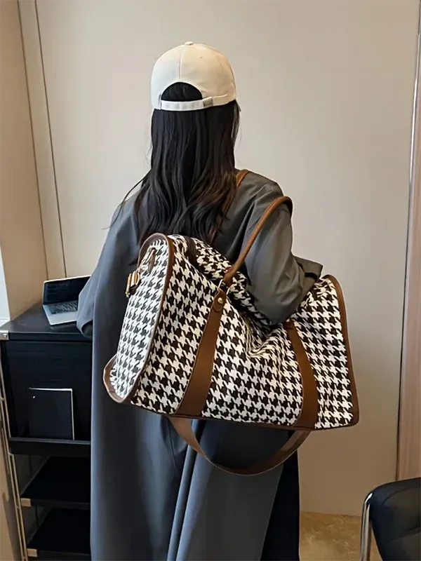 Elegant Sports Gym & Travel Duffle Bag