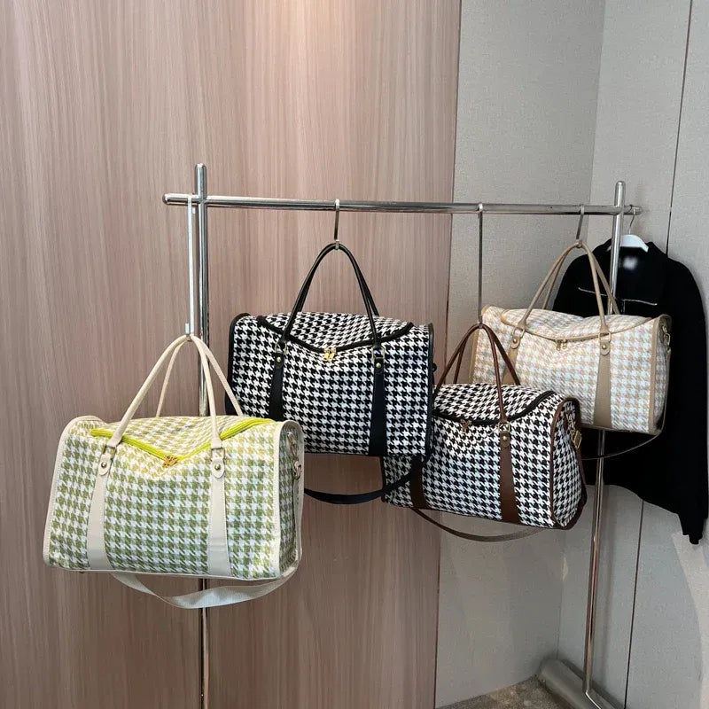 Elegant Sports Gym & Travel Duffle Bag