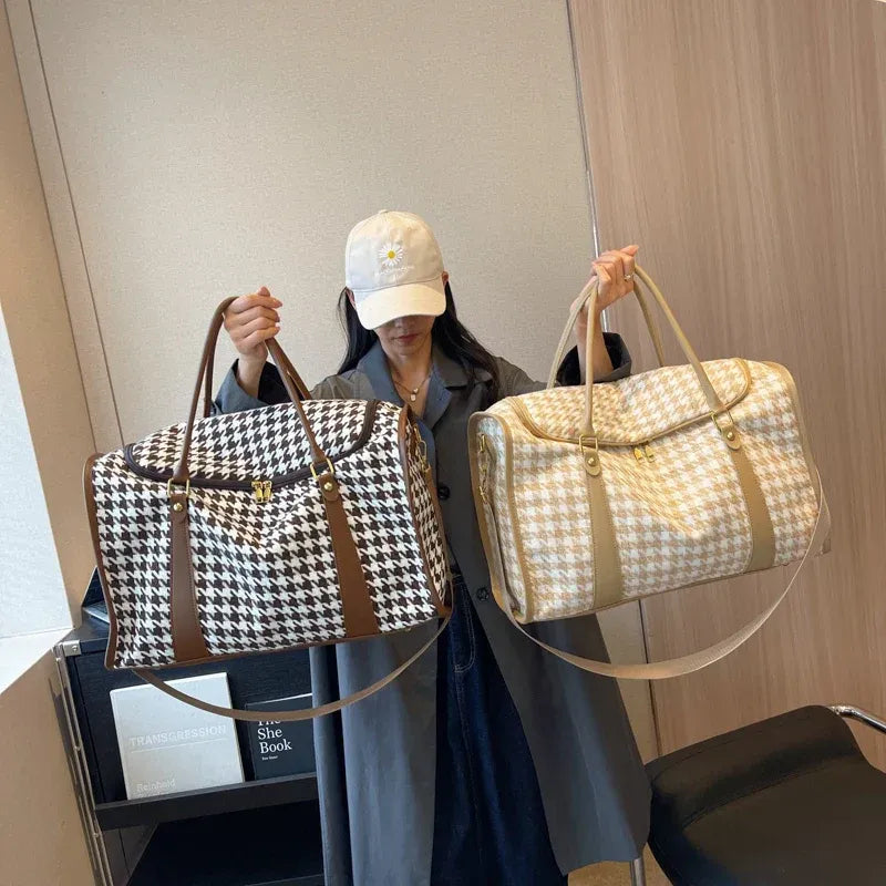 Elegant Sports Gym & Travel Duffle Bag