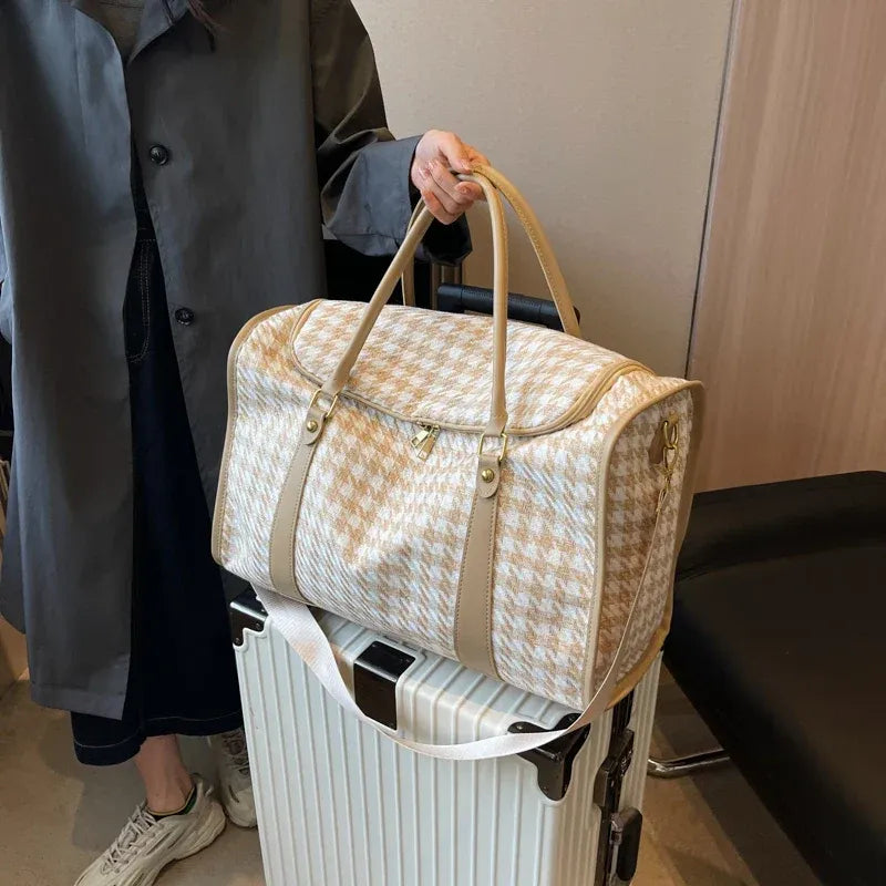 Elegant Sports Gym & Travel Duffle Bag