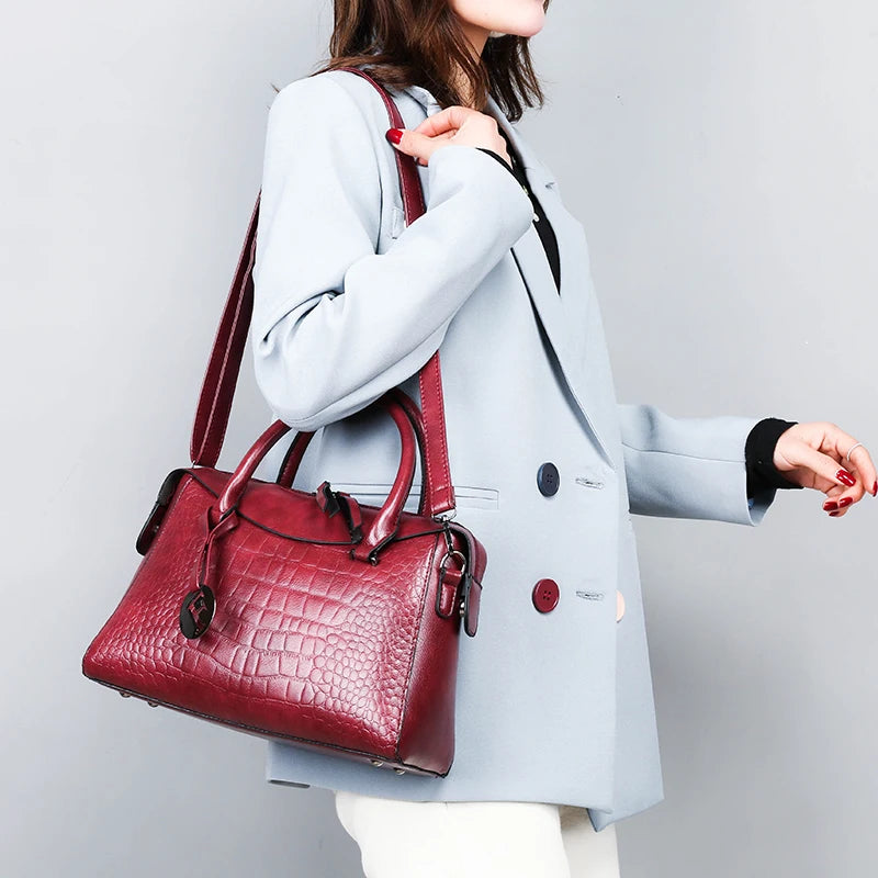 Fashionable Tote Bag – Crocodile Pattern Luxury PU Satchel