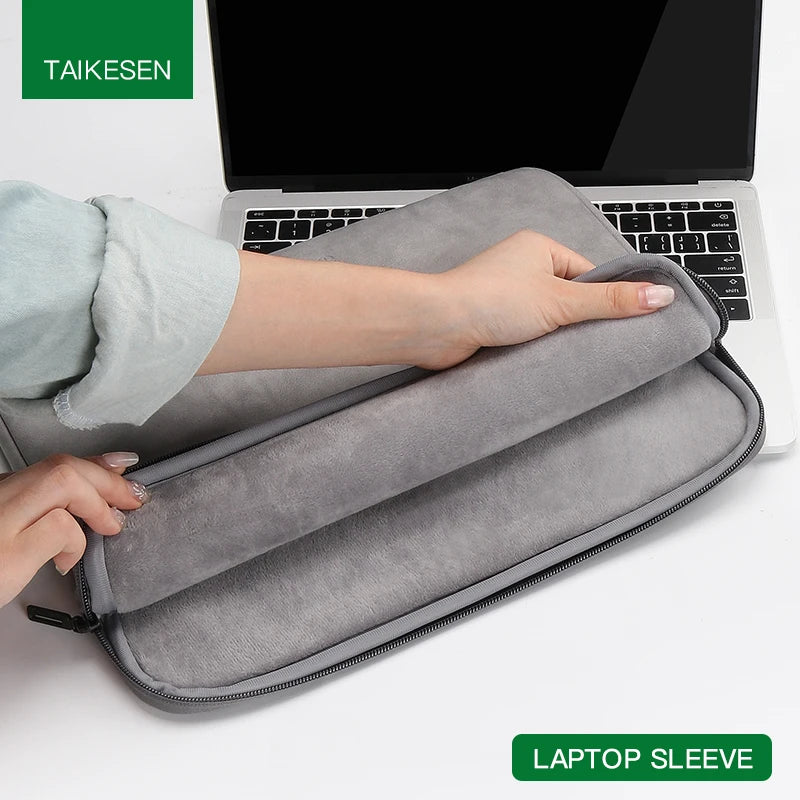 Slim Protective Laptop Cover –Fits 13/14/15.4/15.6 Inch