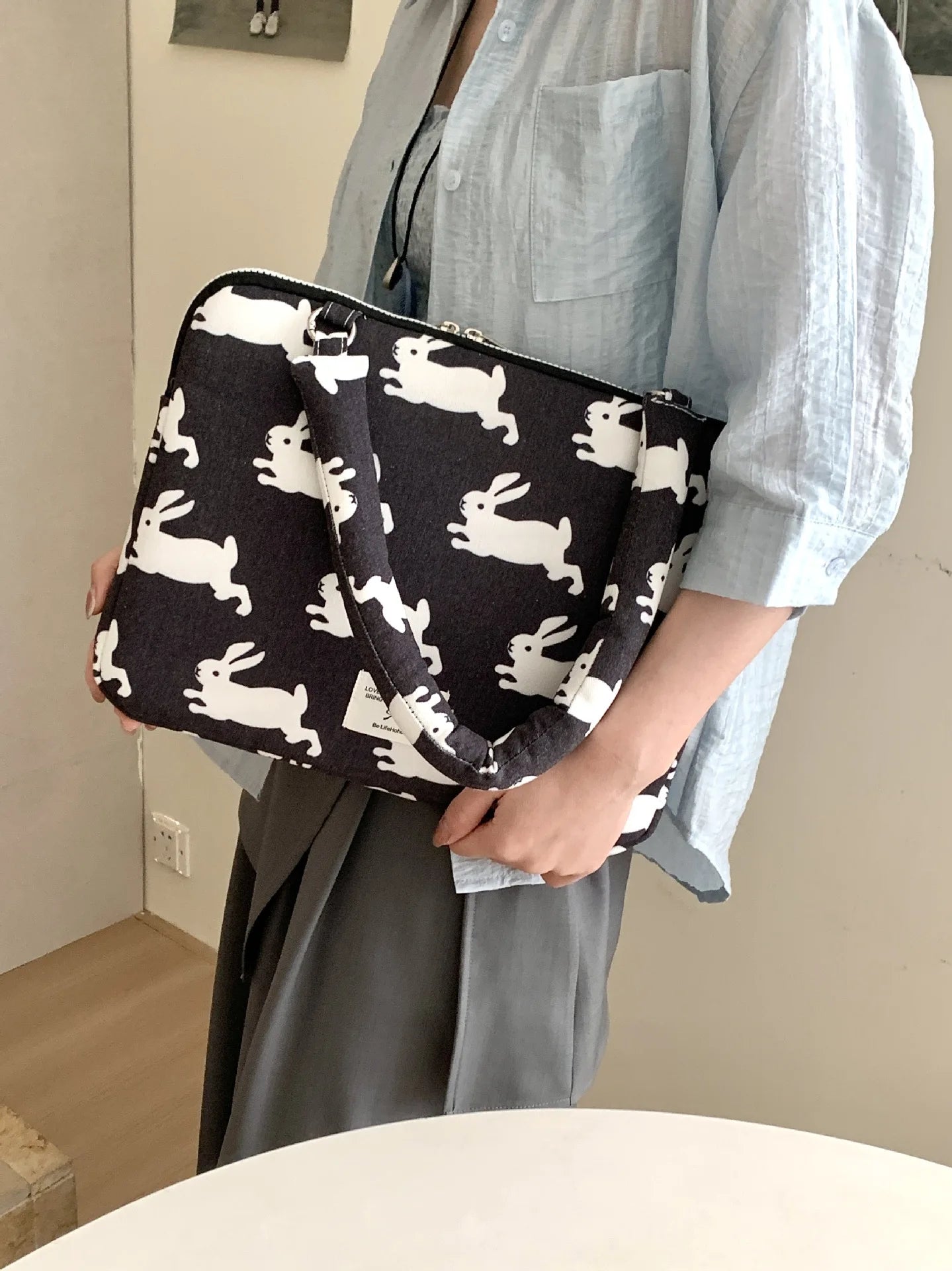 Korean 13.3"-15" Style Laptop Sleeve