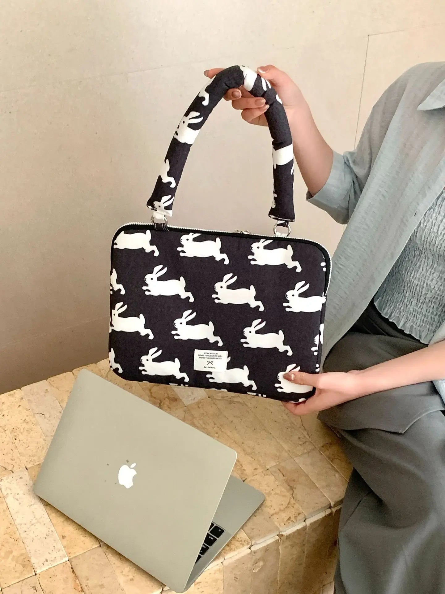 Korean 13.3"-15" Style Laptop Sleeve