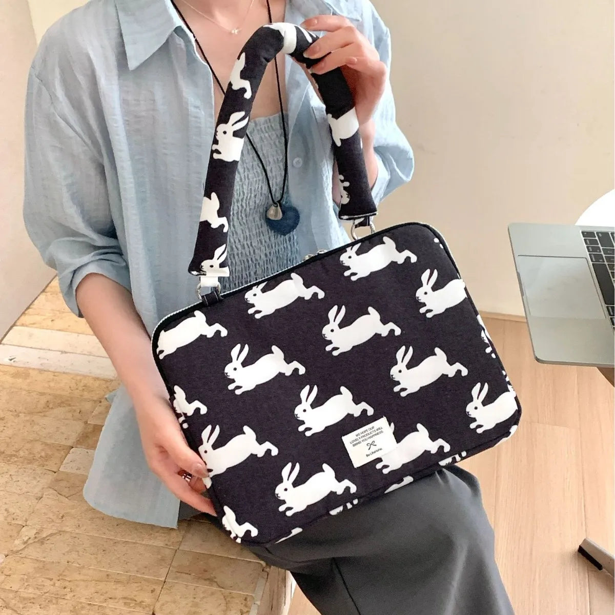 Korean 13.3"-15" Style Laptop Sleeve