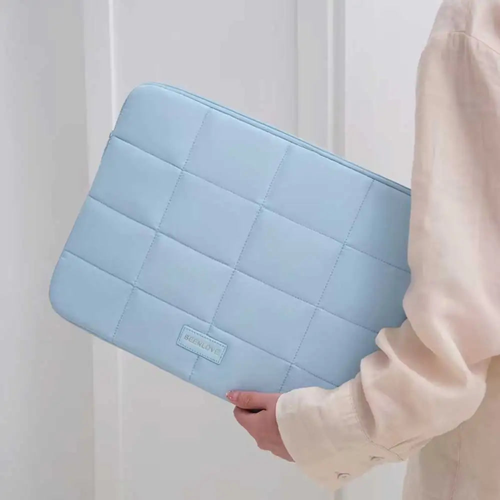 Protective Notebook Sleeve – Lightweight Shockproof Laptop Bag with Handle