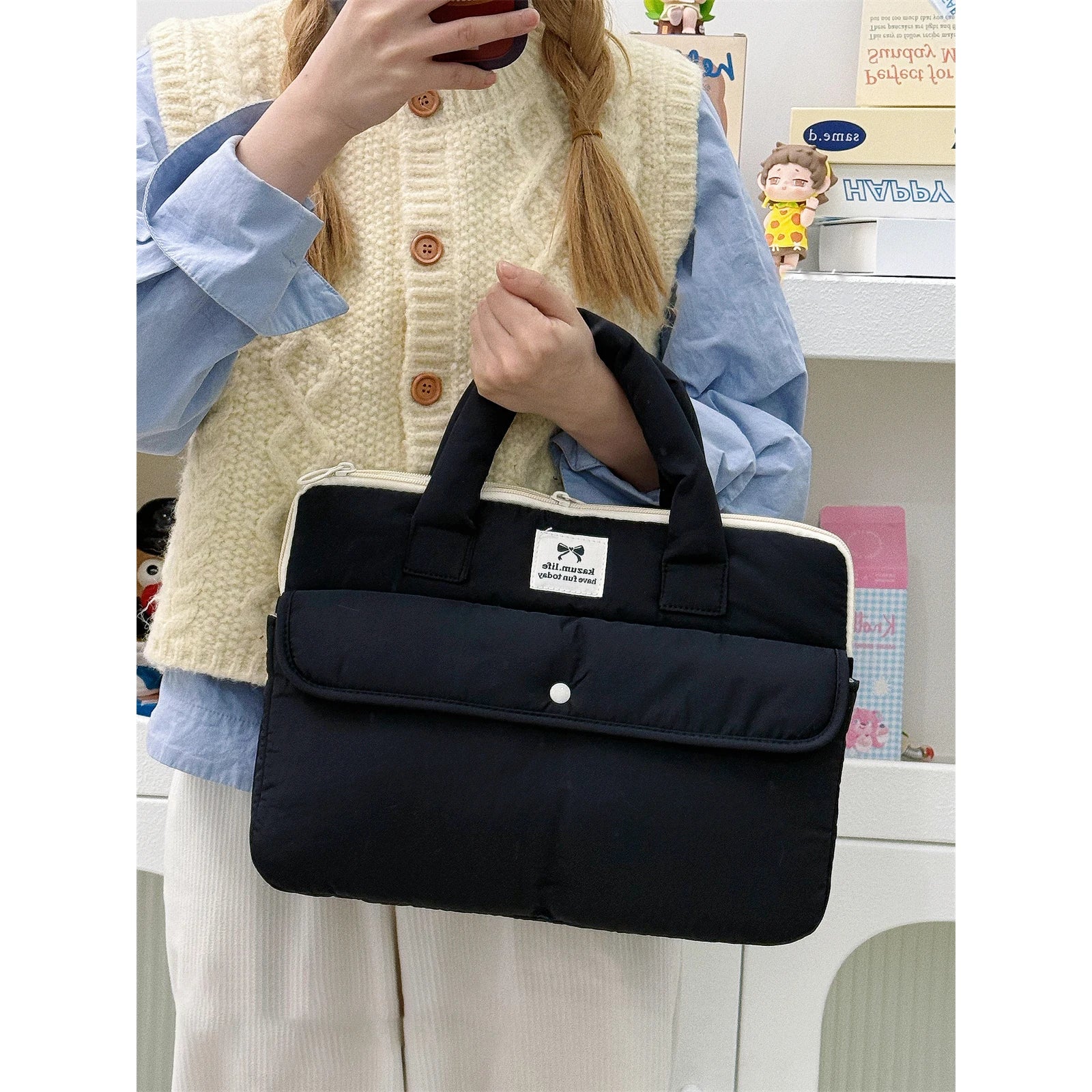 Stylish Laptop Pouch for Girls – 13 to 15.6 Inch