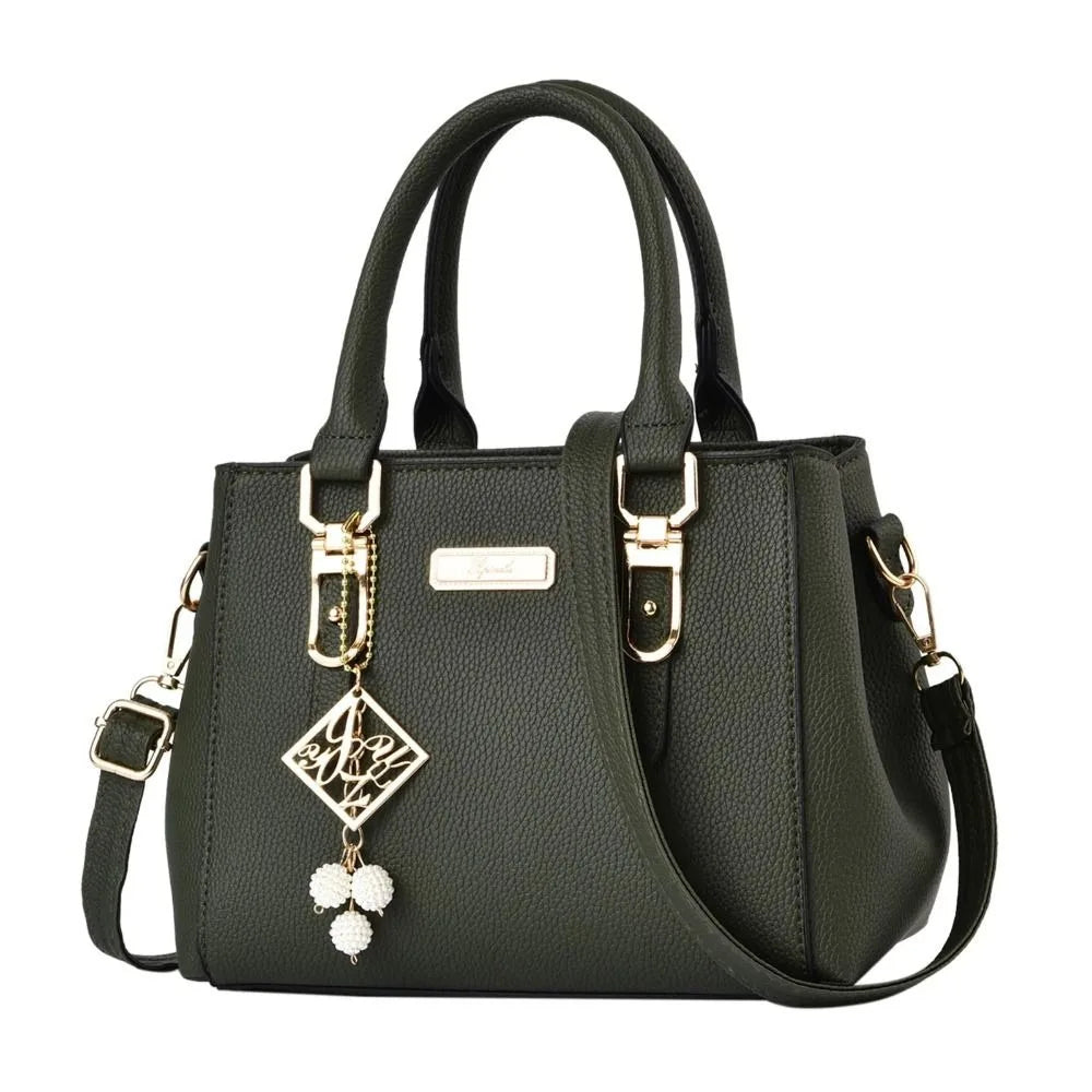 Versatile Messenger Design – Leather Shoulder Bag