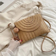 Summer Straw Envelope Clutch – Handmade Woven Crossbody Bag