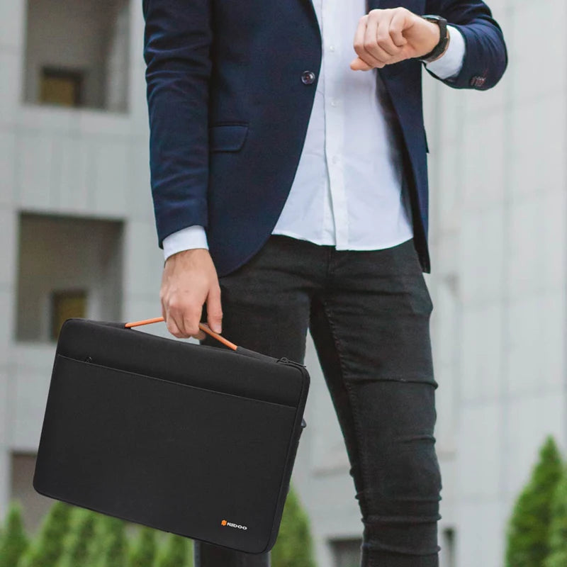 Slim Waterproof Notebook Bag for Work & Travel – 13.3–15 Inch