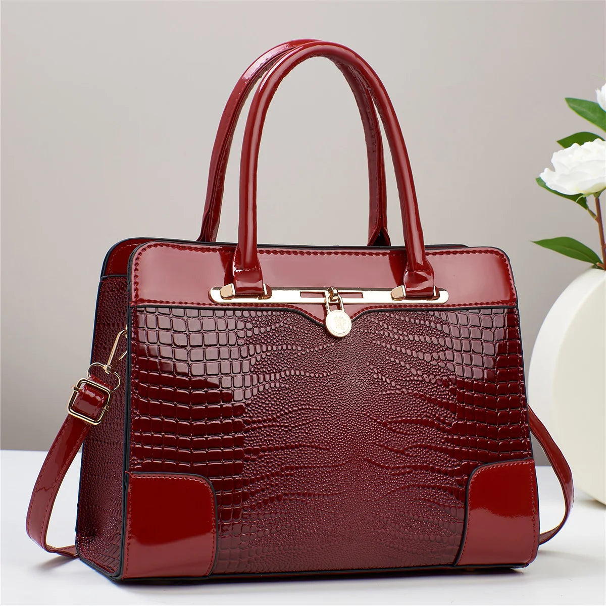 Fashion Glossy Satchel Purse Crocodile Pattern Handbag