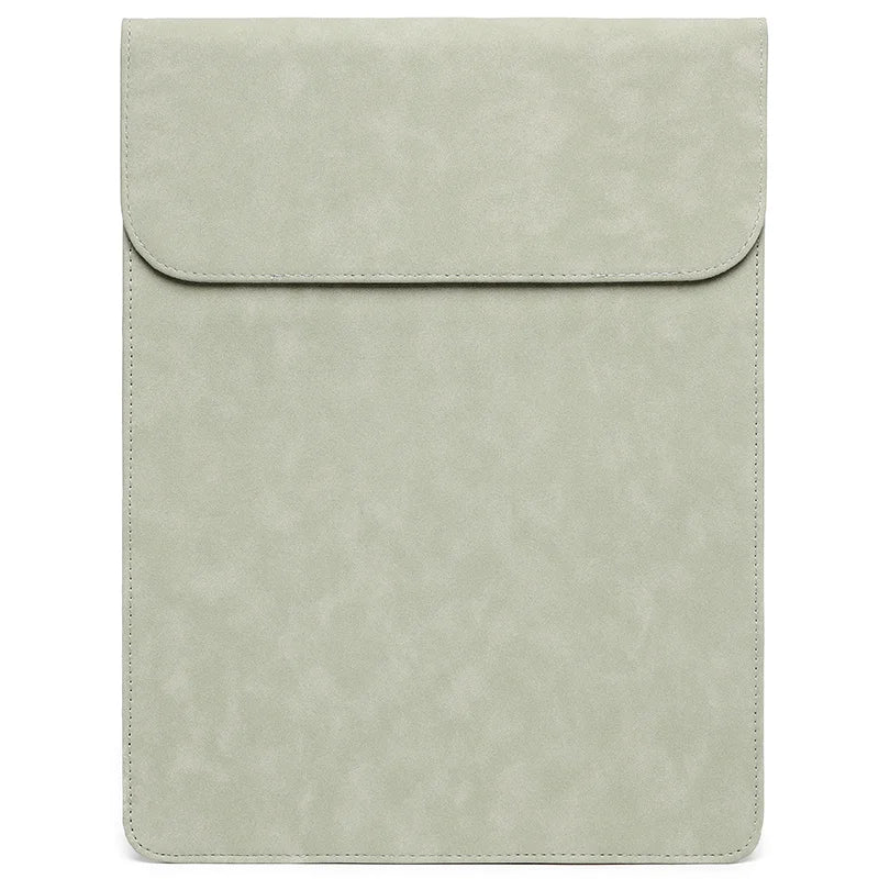 Modern Business Laptop Case – Matte Vegan Leather Sleeve for MacBook & Ultrabooks