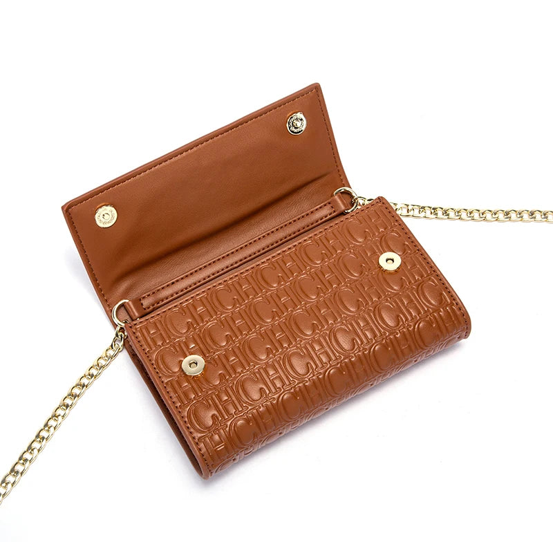 Minimalist Square Chain Purse – Magnetic Flip Crossbody Bag