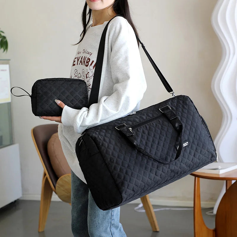 Portable Shoulder Travel Duffle Bag – Foldable Storage Bag