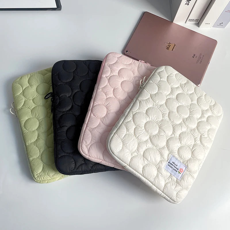 Cute Flower Laptop Sleeve – Protective Bag for MacBook for 11–15.6 Inch