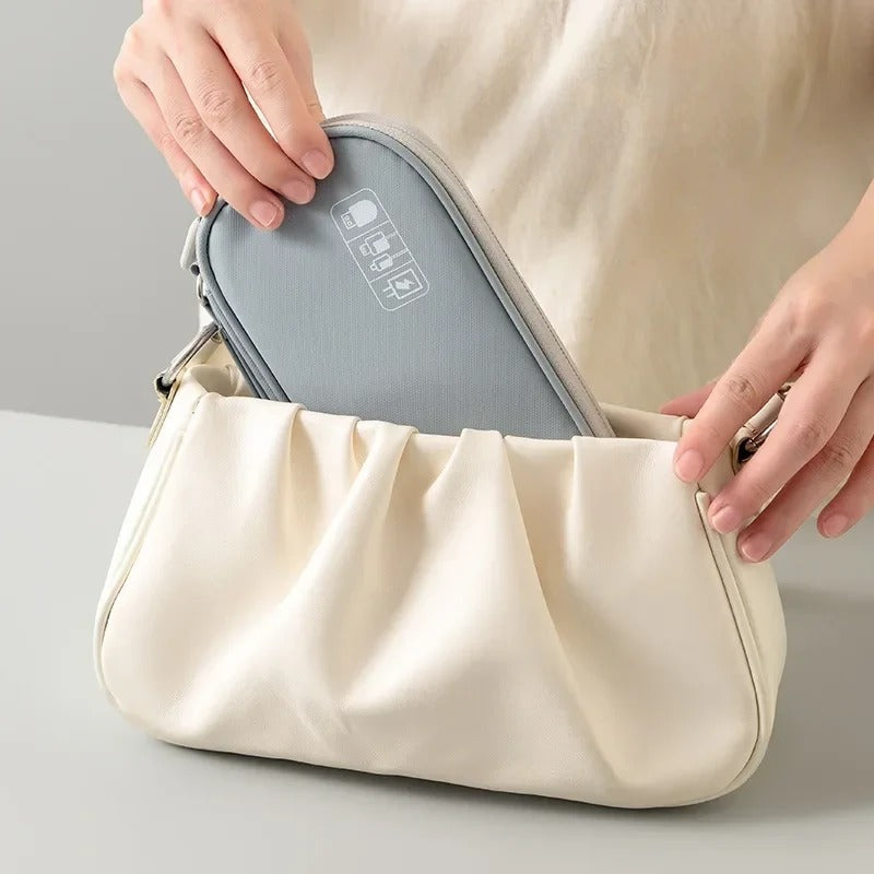 Portable Travel Wallet – Multi-Passport & Card Holder