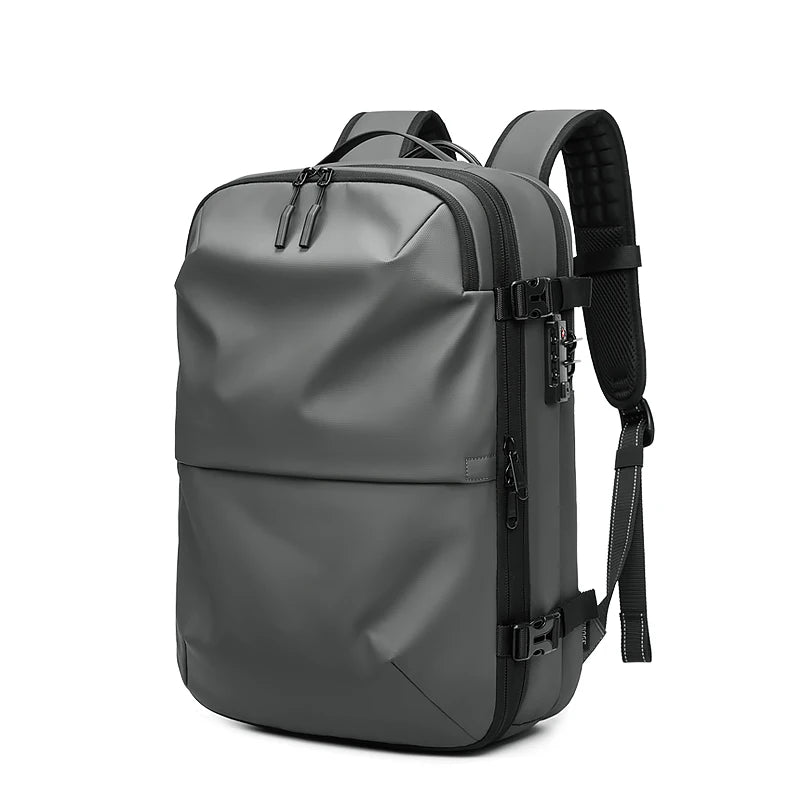 Durable 17-Inch Travel Backpack – Waterproof & Ergonomic Design
