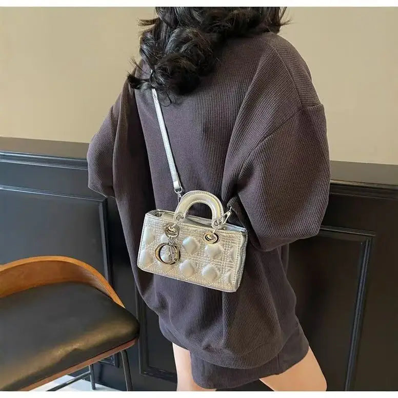 Elegant Designer Leather Clutch – Golden Hardware, Timeless Style