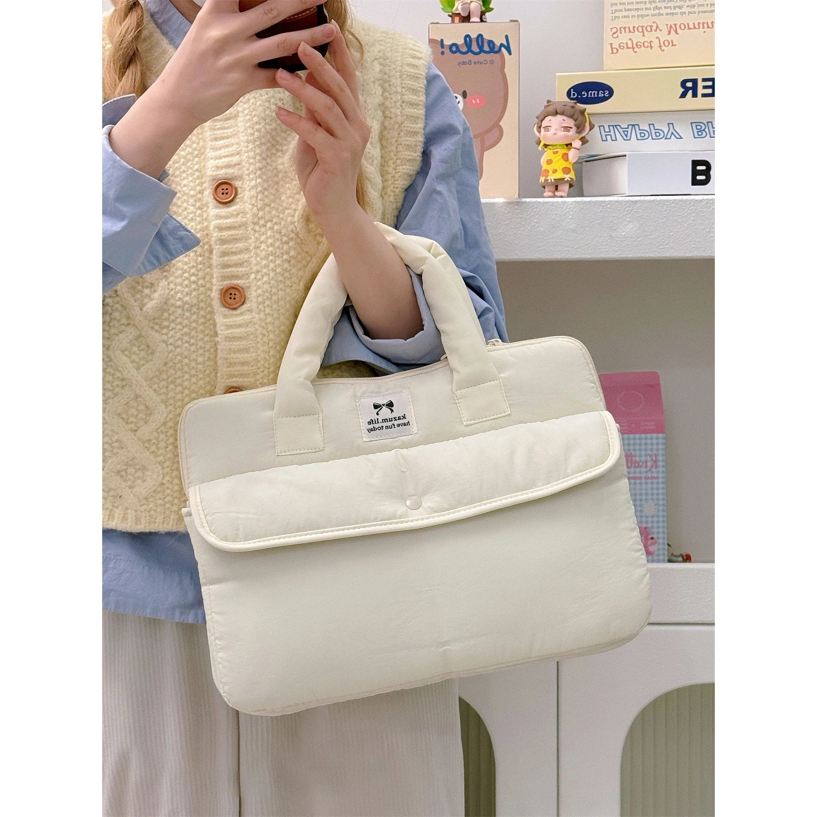 Stylish Laptop Pouch for Girls – 13 to 15.6 Inch