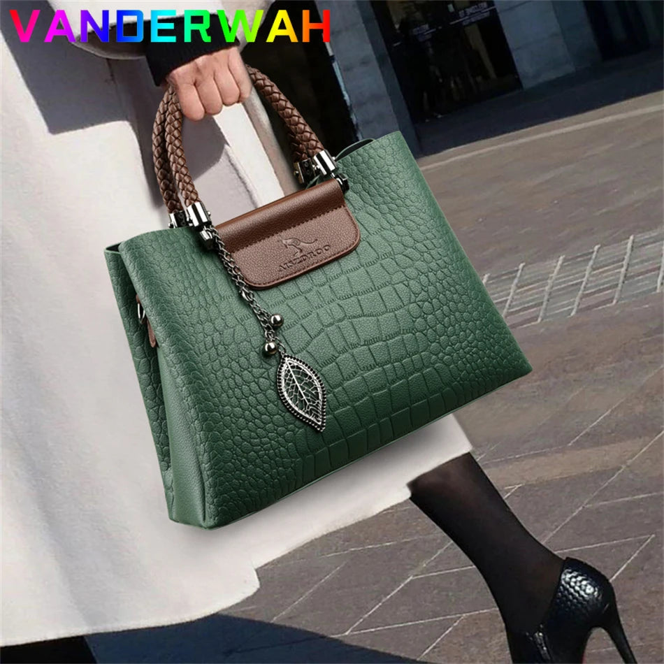 Elegant Shoulder Bag – 3-Layer Alligator Leather Messenger