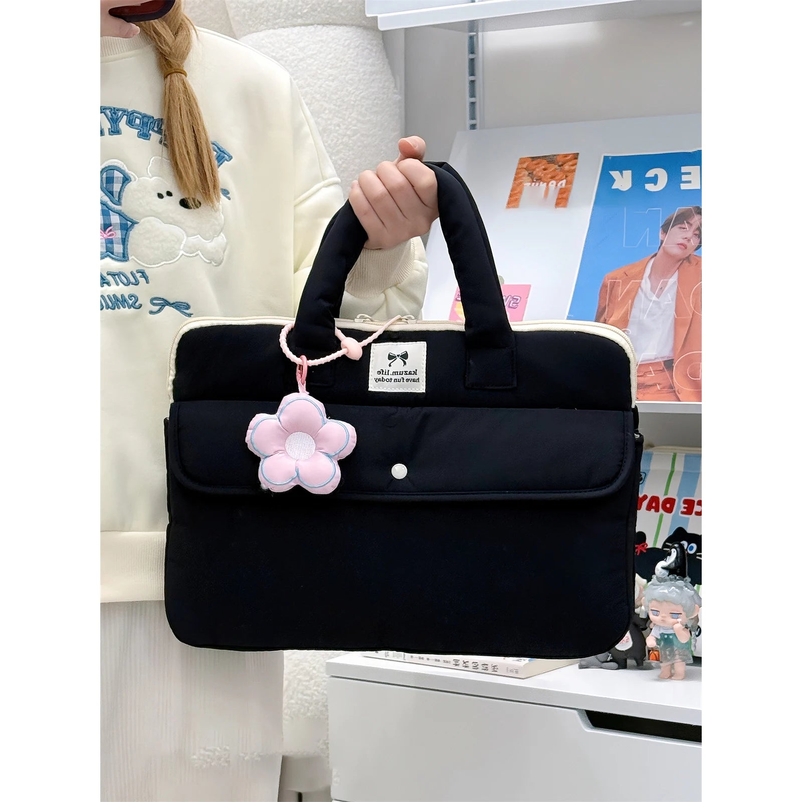 Stylish Laptop Pouch for Girls – 13 to 15.6 Inch