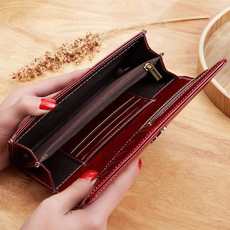 Versatile Leather Wallet