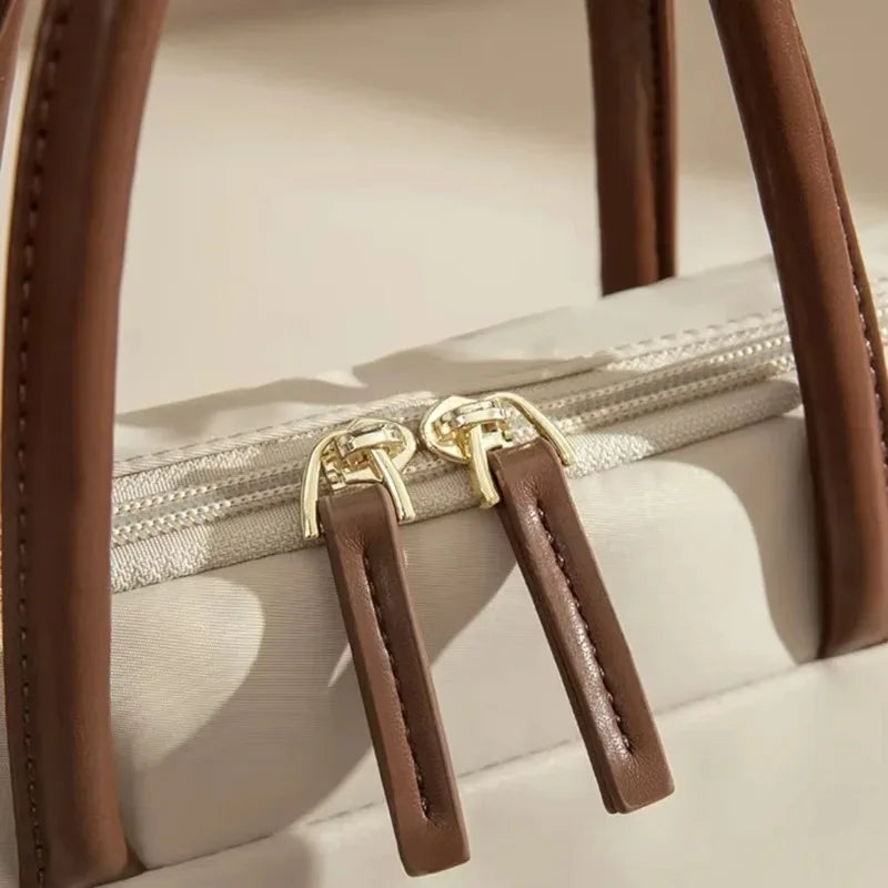 14/16 Inch Laptop Bag for Women – Casual Fashionable Commuting Handbag