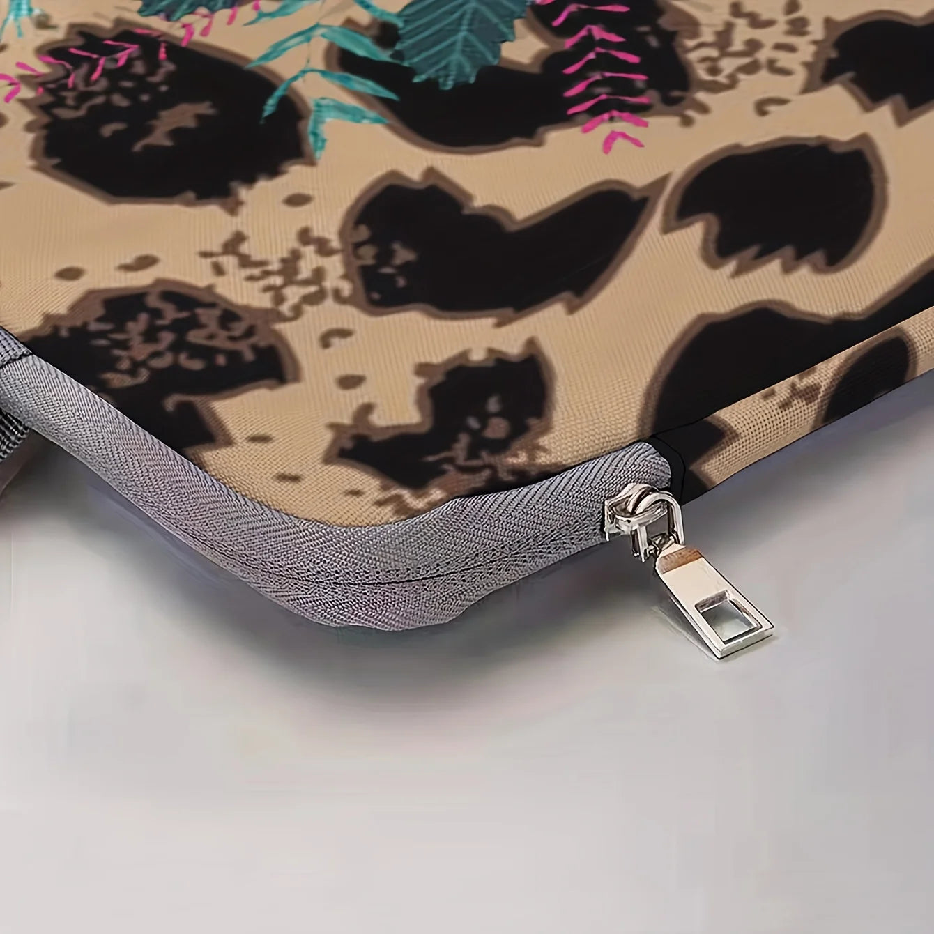 Tiger Pattern Laptop Bag & Briefcase Set – 14 Inch Stylish Laptop Case