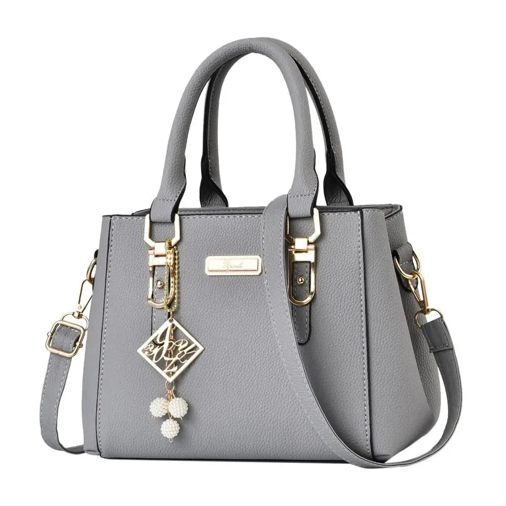 Versatile Messenger Design – Leather Shoulder Bag