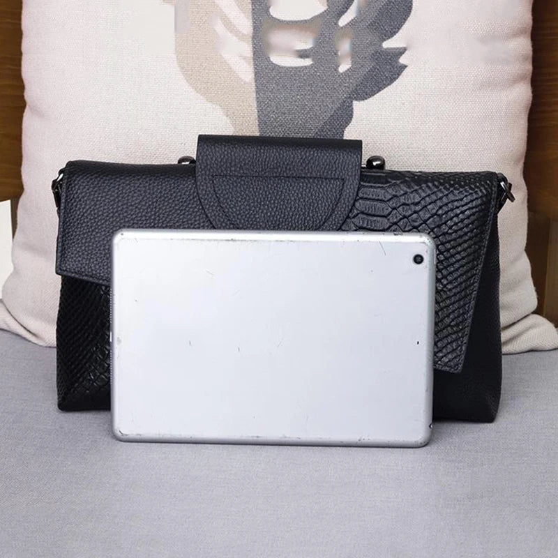 Classic Pattern Shoulder Bag