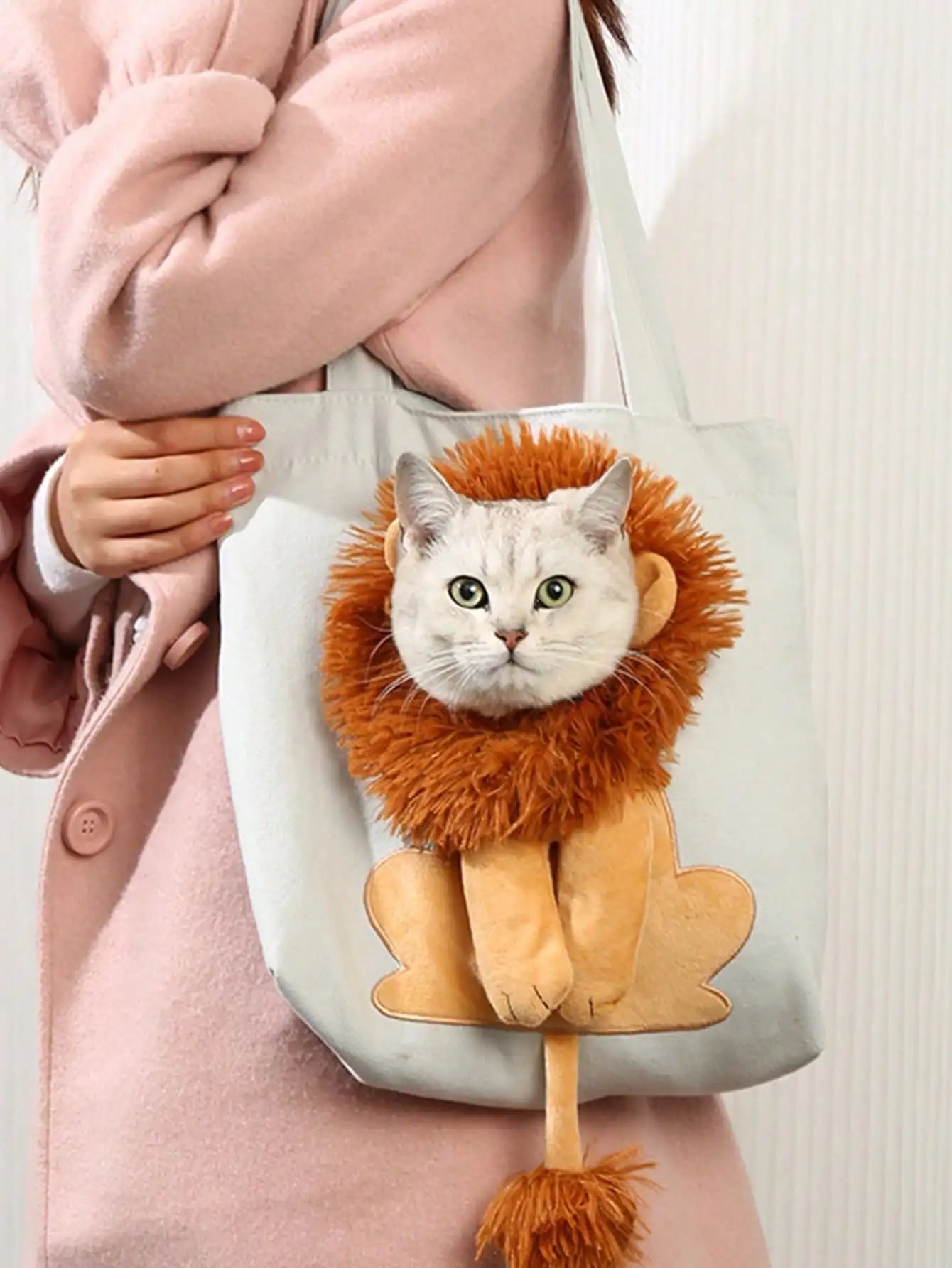 Lion-Shaped Pet Canvas Shoulder Bag – Cute Cat Carrier Tote for Outdoor Travel