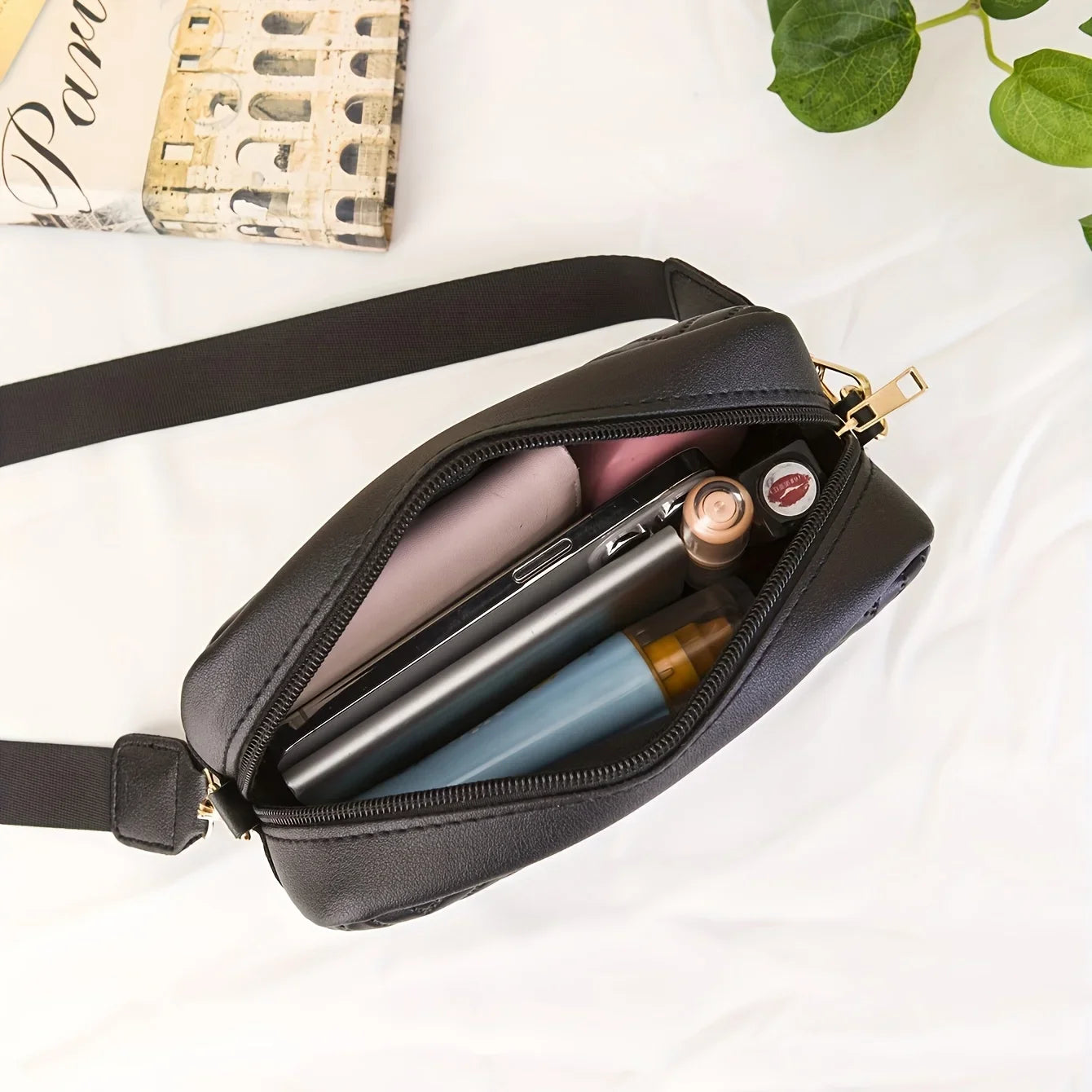 Casual Crossbody Bag – Quilted Mini Wallet Purse