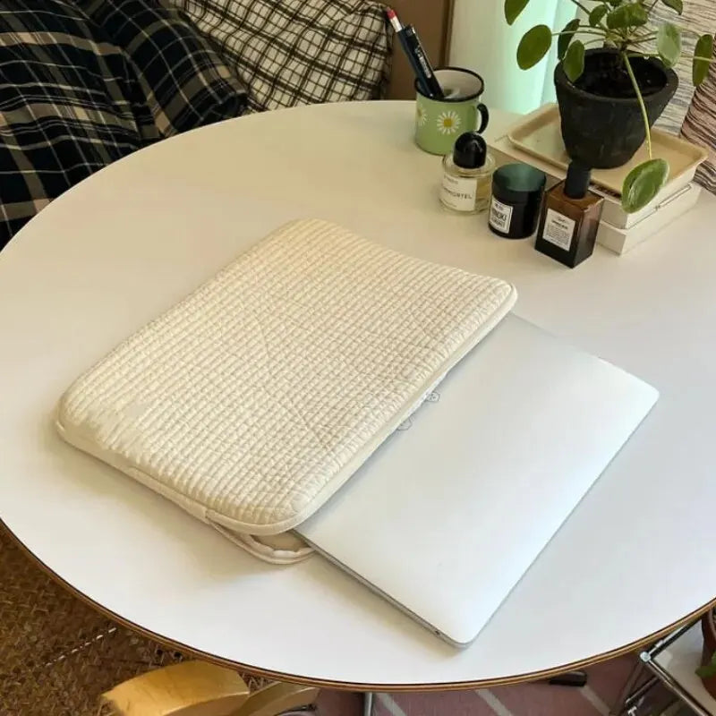 Stylish Cute Laptop Sleeve 11–15.6 Inch – Soft Notebook Pouch for MacBook & iPad