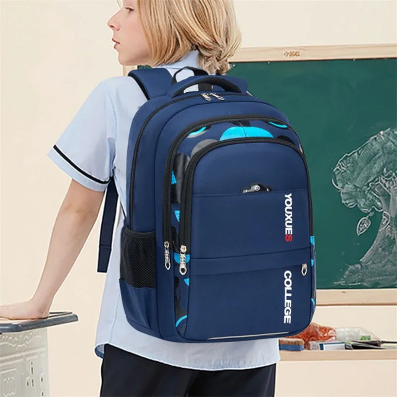 Large Capacity Waterproof Backpack – Ideal for School and Daily Activities