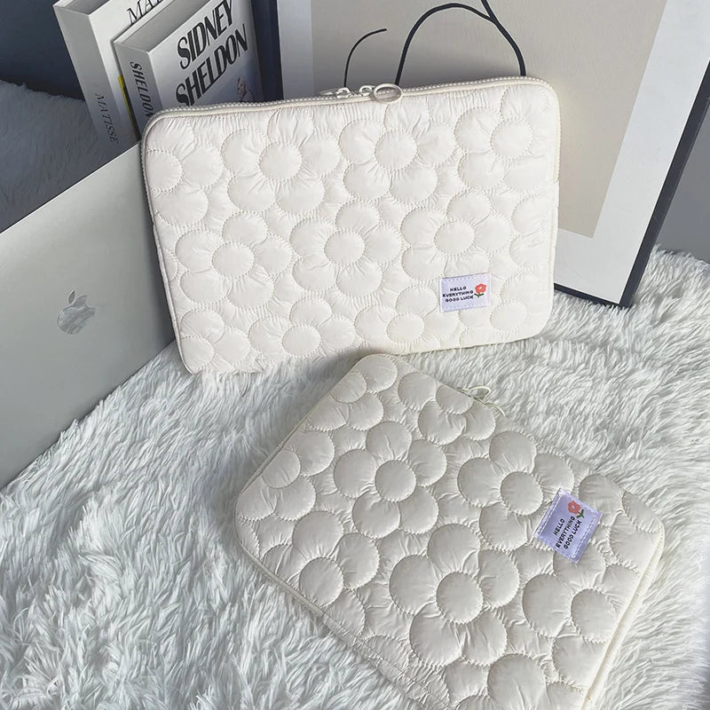 Cute Flower Laptop Sleeve – Protective Bag for MacBook for 11–15.6 Inch